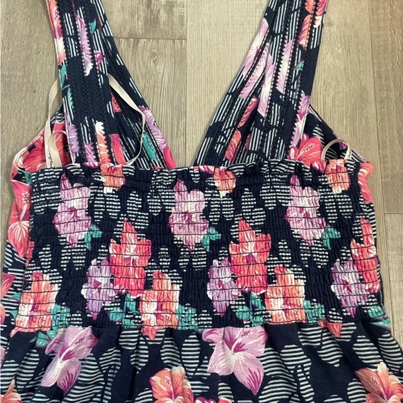Tommy Bahama size S/P floral sundress - Picture 12 of 16